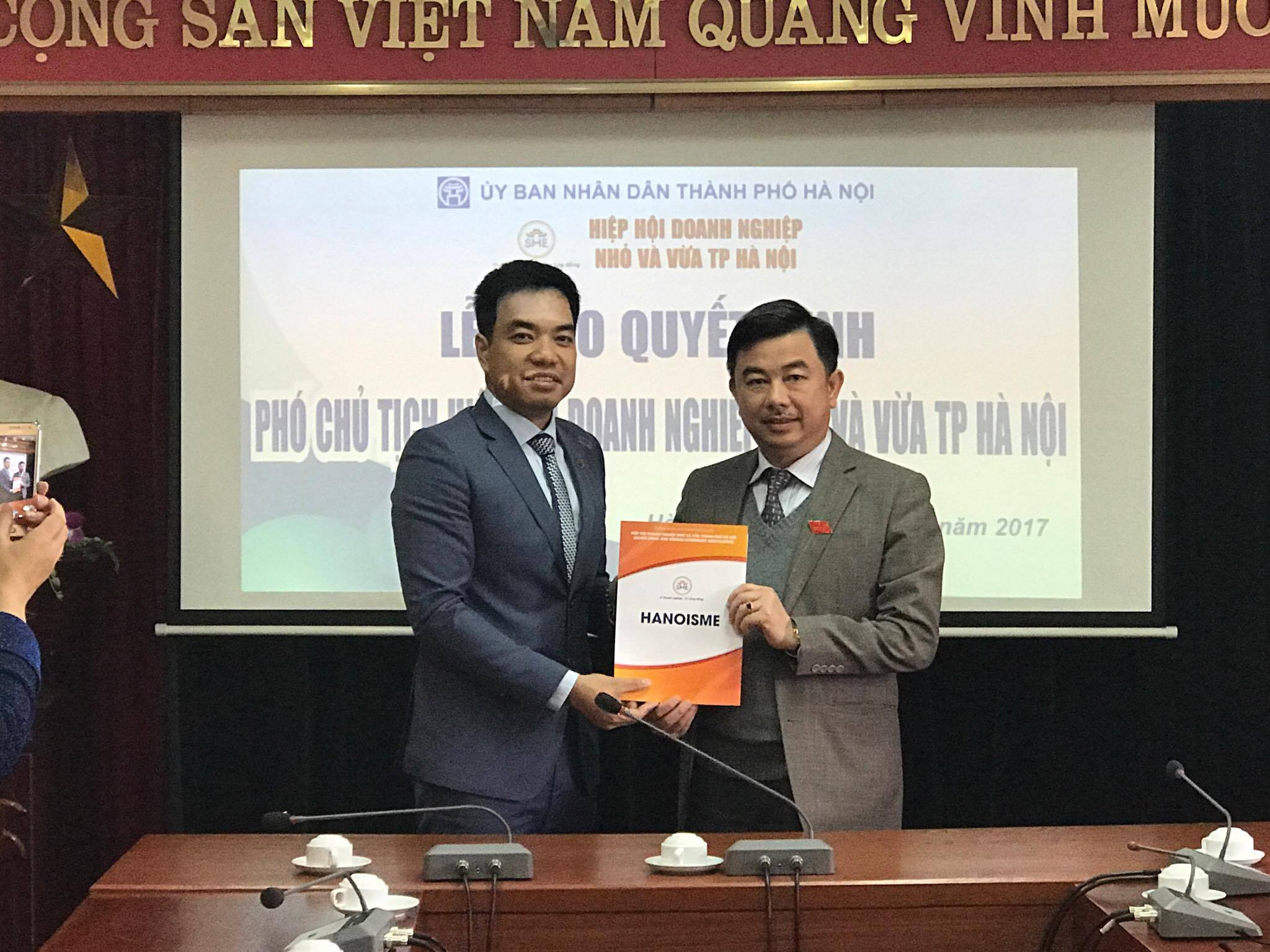 HANOISME TRAO QUYẾT ĐỊNH BỔ NHIỆM NHÂN SỰ BỔ SUNG BAN CHẤP HÀNH KHÓA IV, NHIỆM KỲ 2013 - 2018, NĂM 2017