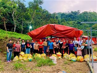 LAN TỎA YÊU THƯƠNG: HIỆP HỘI DOANH NGHIỆP NHỎ VÀ VỪA TP HÀ NỘI CHUNG TAY CỨU TRỢ ĐỒNG BÀO SAU BÃO SỐ 3