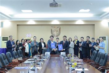 Hiệp hội doanh nghiệp nhỏ và vừa thành phố Hà Nội ký kết hợp tác toàn diện với trường Đại học Thủ đô 