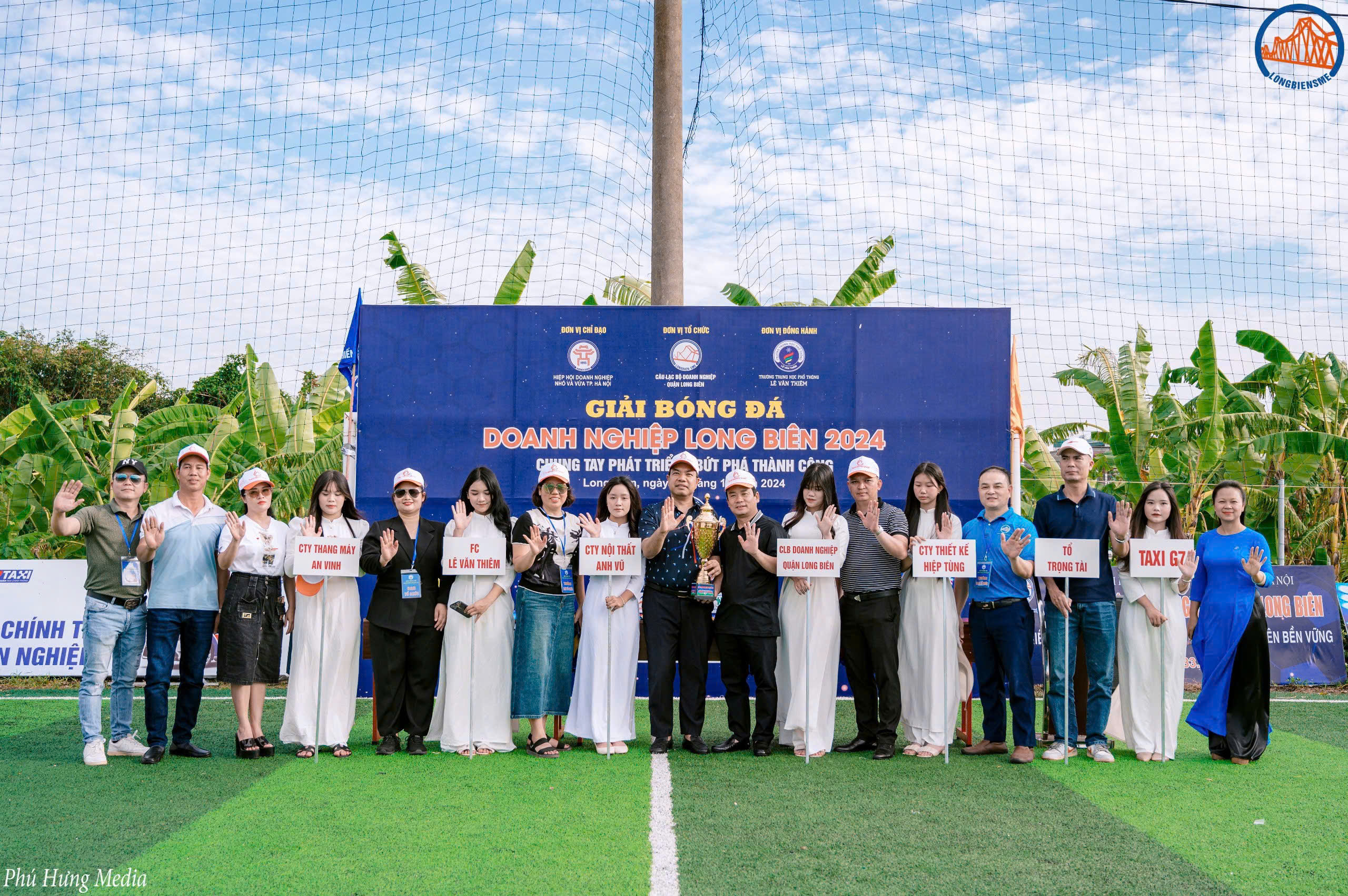 GIẢI BÓNG ĐÁ DOANH NGHIỆP LONG BIÊN 2024: CHUNG TAY PHÁT TRIỂN - BỨT PHÁ THÀNH CÔNG