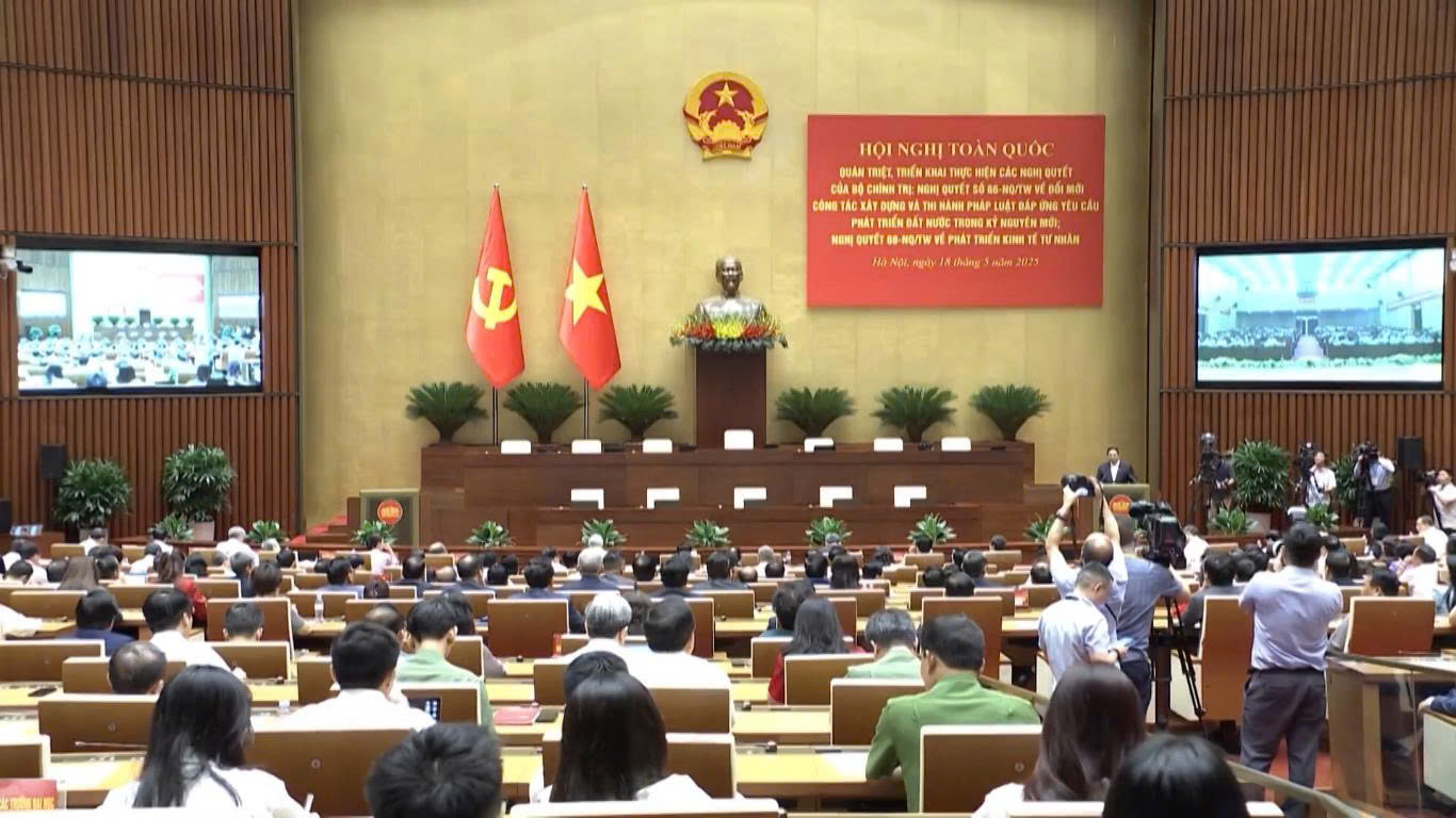 HÀ NỘI KIẾN TẠO – KINH TẾ TƯ NHÂN BỨT PHÁ